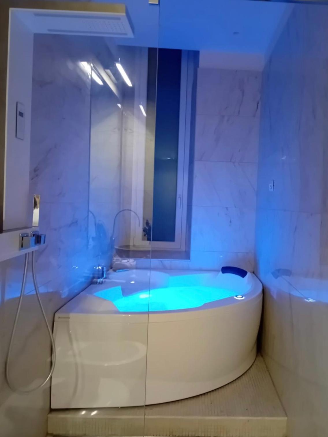 Bari Downtown Luxury Apartment Extérieur photo